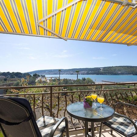 Beautiful Apartment In Trogir With Wifi 外观 照片